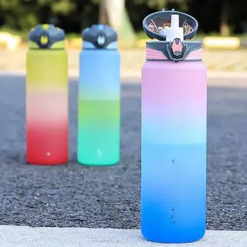 Высококачественный и большой емкости чайник для занятий спортом на открытом воздухе, фитнес-чайник, 1 л, двойные чашки с градиентом, матовые, пластиковые соломенные чашки 700ml