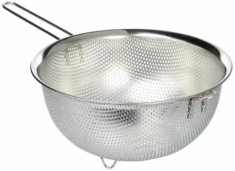 Wahei freiz Punching One Hand Colander 20cm Stackable with Easy to Wash Durable SUI Good SUI-6043 SUI-6033