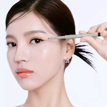 WAKEMAKE Карандаш-лайнер из натурального ясеня #01 Sanded Black