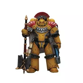 Warhammer Scale Imperial Fists Legion Chaplain Consul Collectibles 1/18