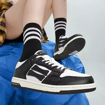 Носите удобную и надежную повседневную спортивную обувь на мягкой подошве, подходящую для многофункциональной ходьбы. 36