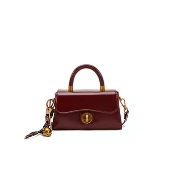 Wedding Bag Women Daily Available Bridal Wedding Bag Gift Niche Retro Red Handbag Light Luxury Elegant Messenger Bag Red(Send silk scarf + gift bag)