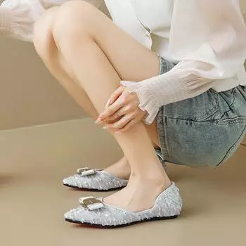 Weiwei girl 07-10 pointed single shoes women s flat-soled temperament hollow fairy style grandma shoes shallow mouth soft-soled women s shoes 35 серебряный