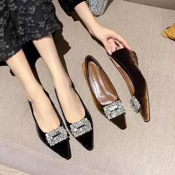 Weiwei girl 127-2 thick heel single shoes woman pointed head shallow mouth one pedal rhinestone temperament fairy wind Doudou shoes woman 35 чёрный