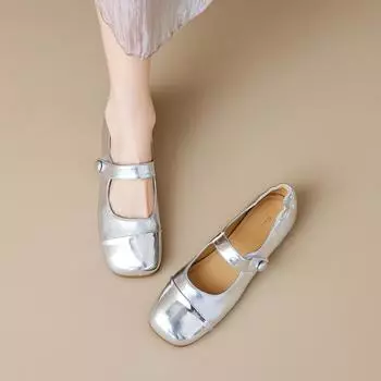 Weiwei girl 222-30 French Mary Jane shoes women s word with light mouth soft bottom round head color matching flat sole single shoe 35 серебряный