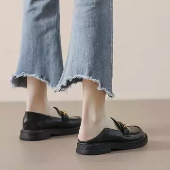 Weiwei girl 2388-3 thick heel small leather shoes women s one pedal retro platform loafers soft sole single shoes large size 35