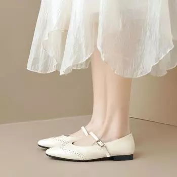 Weiwei girl 821-1 pointed single shoes women s flat-soled retro word with Mary Jane shoes French soft-soled grandma shoes 35 бежевый