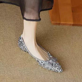 Weiwei girl 882-10 pointed single shoes women s flat bow French fairy style wedding shoes soft-soled grandma shoes 35 серебряный