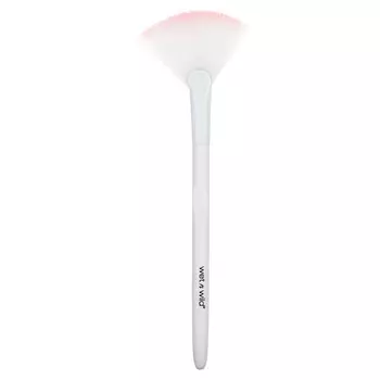 wet n wild, fan brush, 1 piece