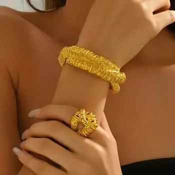 Wind Ladies Jewelry, Personalized Geometric 18k Plated Pleated Design Bracelet Versatile Open Ring Women