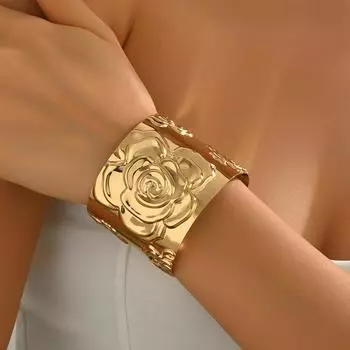 Wind ladies light luxury bracelet, geometric rose flower electroplating design open bracelet high sense