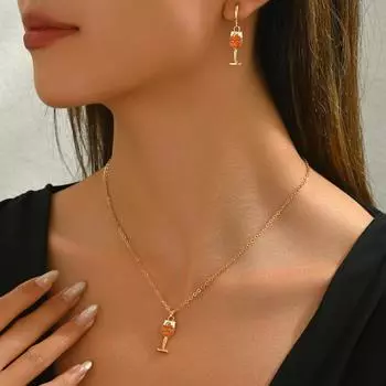 Wind lady necklace earrings set personalized wine glass dripping pendant design niche collarbone chain earrings