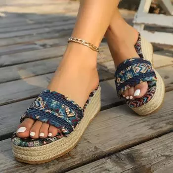 Wind large size color matching 2025 summer new round head thick bottom fashion one-word women s thick bottom slippers 35 тёмно-синий