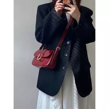 Wine Red Hand-held Shoulder and Underarm Bag, A High-end and Versatile Crossbody Bag for Women, A French Niche Bag 24*14*5cm чёрный