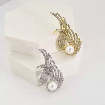 Wing Brooch Female High-End Luxurious and Simple Pearl Corsage Elegant Pin Coat All-Matching Graceful Clothing Accessories Golden Angel Wings + silver Angel Wings