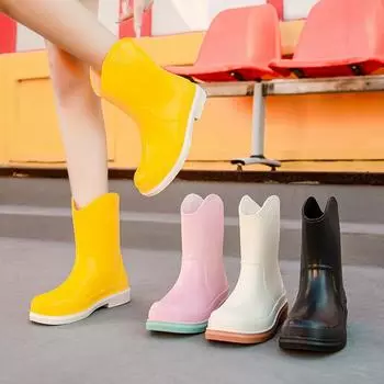 Winter fashion winter versatile rain shoes women s medium tube overshoes women s shoes water shoes work rain boots waterproof and non-slip 35