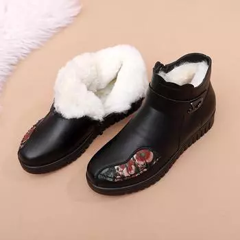 Winter middle-aged and elderly mother cotton shoes flat-soled non-slip women s short boots thickened warm the elderly cotton shoes soft-soled 35 чёрный