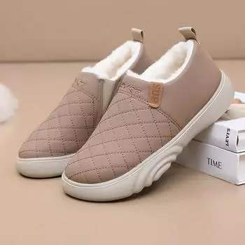 Winter new women s cotton shoes, old Beijing waterproof, warm, anti slip, one foot with thick velvet and casual cotton boots 35