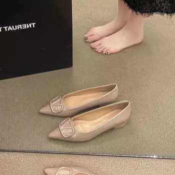 With skirt versatile high heel women s single shoes 2024 Internet celebrity summer French retro fried street high value comfortable non-slip shoes 34