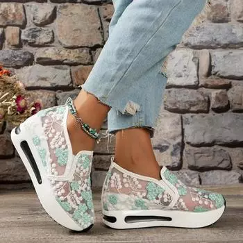 Woman Sneakers 2024 New Breathable Mesh Platform Sneakers Woman Fashion Embroidery Shoes Comfortable Slip on Casual Sneakers 35 зелёный