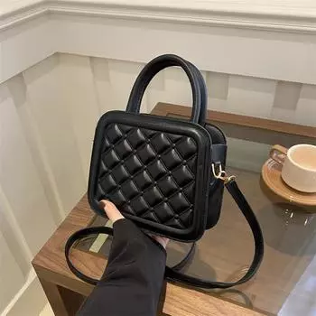 Women S Bag Personalized Craftsmanship Portable Small Square Bag Texture Pu Pressure Shell Shoulder Bag Niche Versatile Messenger Bag серебряный