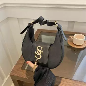 Women S Bag Summer Fashion Shoulder Bag Texture Pu Armpit Bag Niche Hardware Fringed Crescent Bag коричневый