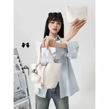 Women s Bag Summer New Super Popular Soft Leather Bucket Bag Advanced Texture Niche Design Portable Messenger Bag White
