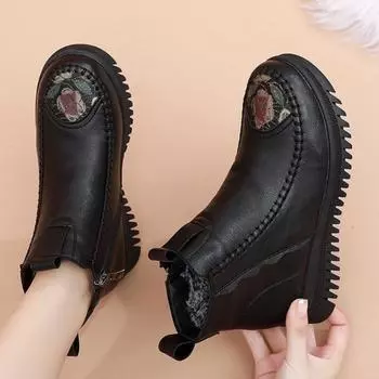 Women s Boots Anti-slip Outdoor Womens Snow Boots Moms Cotton Shoes Comfortable Female Flat Shoes New Ankle Boots Winter Botas 35
