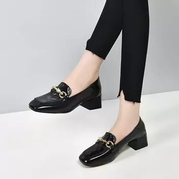 Women s Chunqiu new square head metal buckle pearl cow patent leather single shoes comfortable small leather shoes 35
