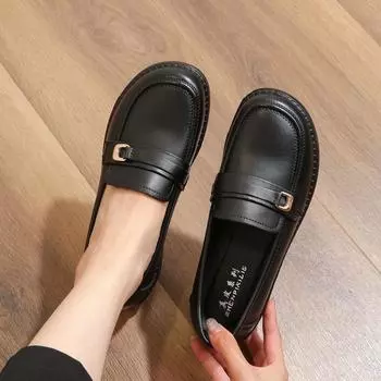 Женские удобные лоферы слипоны на плоской мягкой подошве, мамины универсальные туфли для работы из натуральной кожи 35