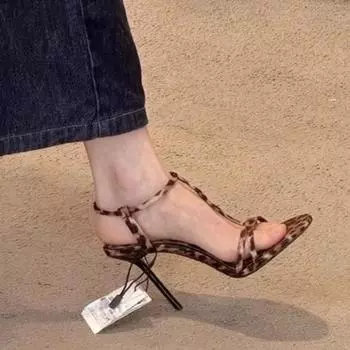 Женские туфли на высоком каблуке с пряжкой-иглой и леопардовым узором, сексуальные босоножки с открытым носком, летние женские босоножки на высоком каблуке для вечеринок на открытом воздухе 2024 года 34 цветной печати леопарда