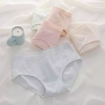 Women s Japanese-Style Mid-Waist Cotton Briefs: Solid Color, Comfortable Underwear Medium