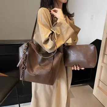 Women s Large Capacity Shoulder Bag Soft Leather Underarm Bag Vintage Commuter Handbag коричневый