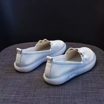 Women s Leather Casual Shoes New Breathable Soft Soled Women s Shoes Leather Hollow Loafers Flat Shoes Women s Large Size 43 44 35