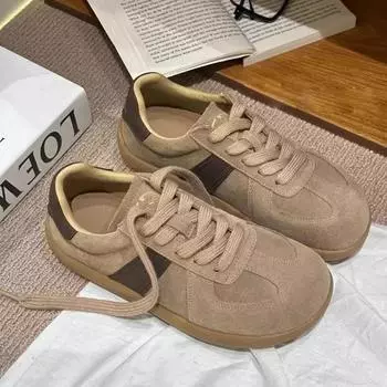 Women s new autumn models show feet, small flat-bottomed casual sports board shoes, versatile little white shoes are light and trendy 35