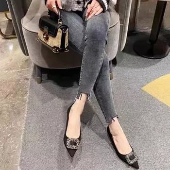 Women s pointed head, shallow mouth, commuting, thin heel, French single shoes, women s pure desire wind 2025 new Korean version of rhinest 34