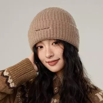 Women s Pullover Knitted Hat Letter Winter Outdoor Warm Hat Windproof Hat бежевый