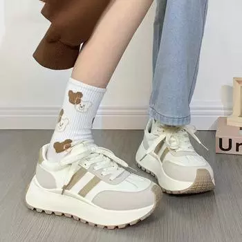 Women s shoes 2025 spring and summer new fashion versatile dad shoes thick sole heightening simple Internet celebrity soft sole light sports shoes 35 чёрный