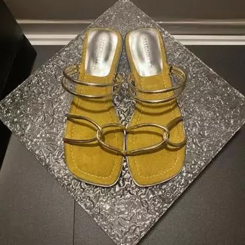 Женские простые плоские сандалии, летние, новые, квадратные, тонкие, полые, дышащие, с мягкой подошвой, пляжные сандалии 35 чёрный