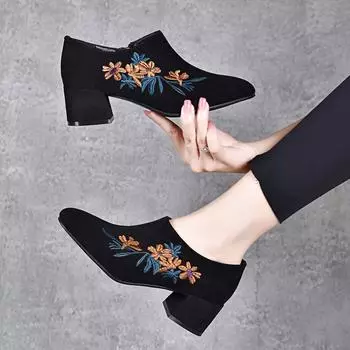 Women s single shoes spring new personalized ethnic style retro embroidered high heels sheepskin deep mouth women s shoes fashion shoes 34