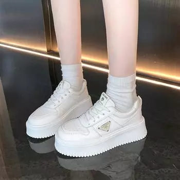 Женские кроссовки Весна Осень Новый стиль Модные Повседневные и Удобные Подошвы-платформы, увеличивающие рост Спортивная обувь 35