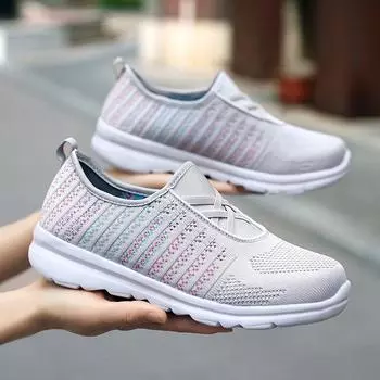 Women s Sports Shoes Lightweight Mother s Shoes Light Anti Slip Soft Sole Chinese People s Most Comfortable Women s Casual Shoes 35 чёрный
