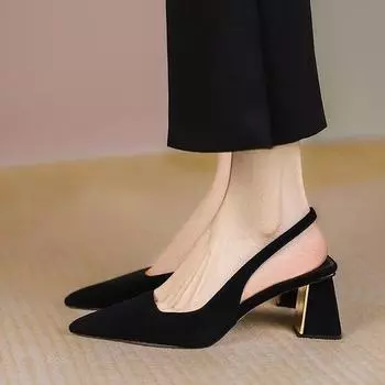 Women s Summer Sandals 2024 New Style Black Square Heel Elegant Sexy Women High Heels Luxury Designer Style Spike Single Shoes 34 чёрный