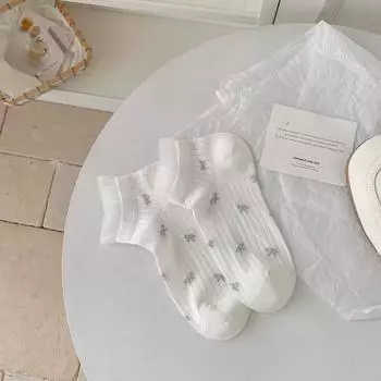 Women s Summer Slim Hollowed-out Small Floral School Style Boat Socks 1 pair