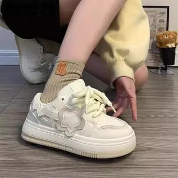Women s White Shoes Women s Spring Student Board Shoes Breathable Retro Board Shoes Versatile White Shoes 35
