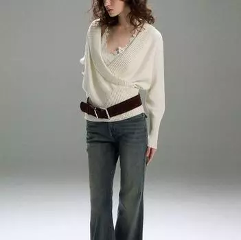 Women s White V-Neck Long-Sleeve Loose Knit Sweater One Size