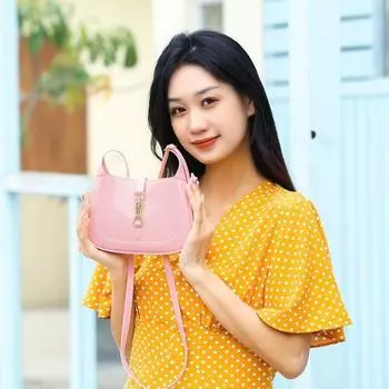 Женские сумки через плечо Новая мода Однотонный пакет «Новолуние» ПВХ Желейные сумки Повседневные ручные сумки Маленькая квадратная сумка Сумка кроссбоди