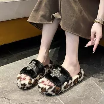 Женские утепленные плюшевые меховые тапочки Зимние дизайнерские мокасины на толстой платформе с заклепками Мюли Женские хлопковые тапочки на толстой подошве Шлепанцы 35 бежевый