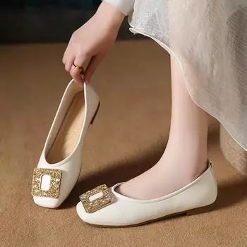 Women Vintage British Style Flats V Shape Shoes Microfiber Well Made Luxury Crystal Buckle Slip-On Square Toe Wide Feet 35 чёрный
