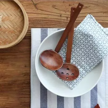 Wooden Soup Spoon Japanese Long Handle Ramen Spoon Cooking Spoons Kitchen Cutlery Hot Pot Spicy Spoon Kitchen Accessories
